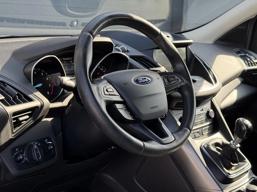 Ford Kuga – foto 6