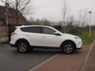 Toyota RAV4 – thumbnail 7