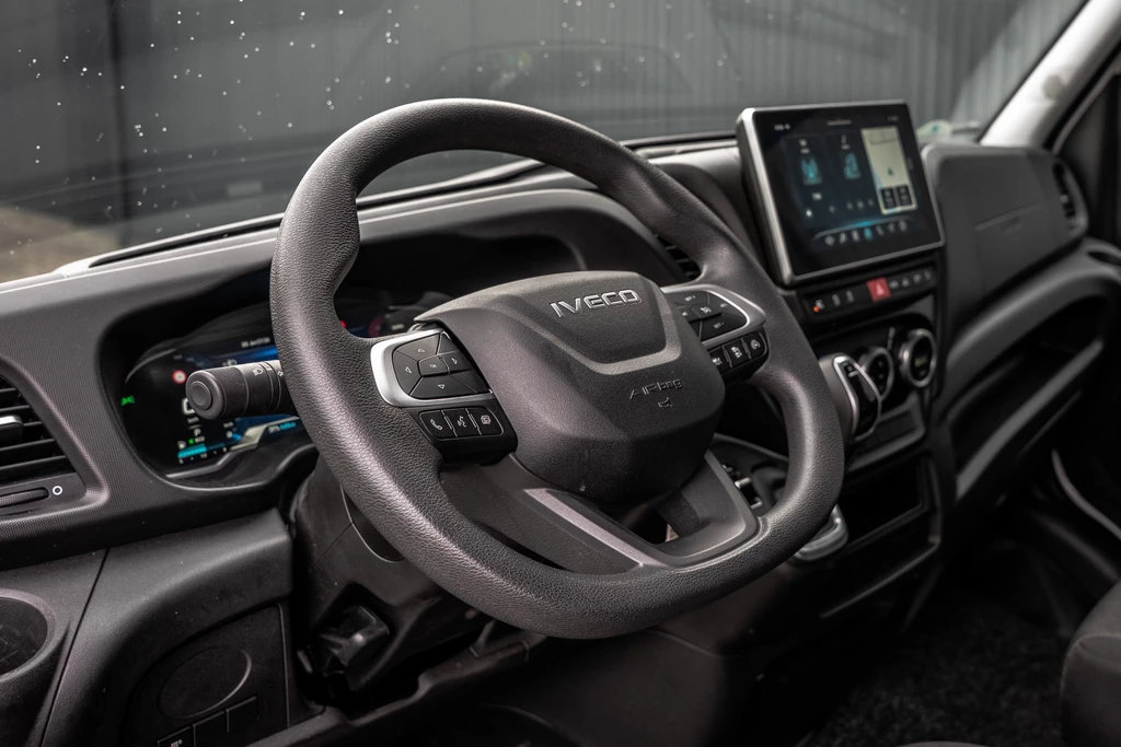 Iveco 35S18 | 3.0L 180PK | Automaat | NW MODEL | 3.5T Trekgewicht | Camera | Carplay | Climate – foto 12