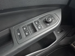 Volkswagen Golf – thumbnail 25