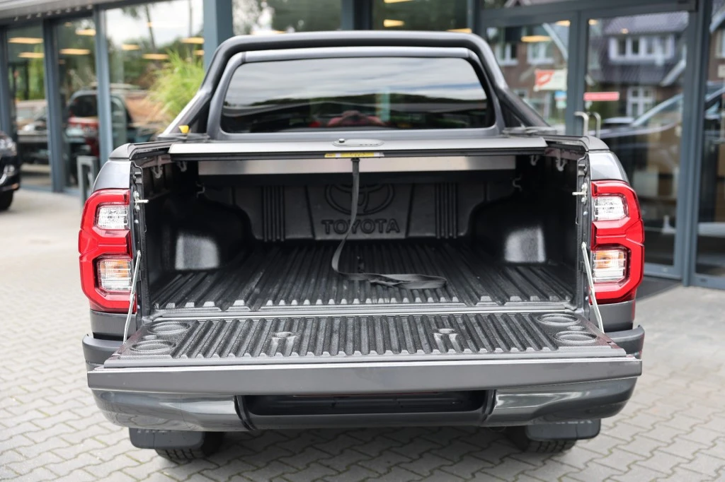 Toyota Hilux – foto 8