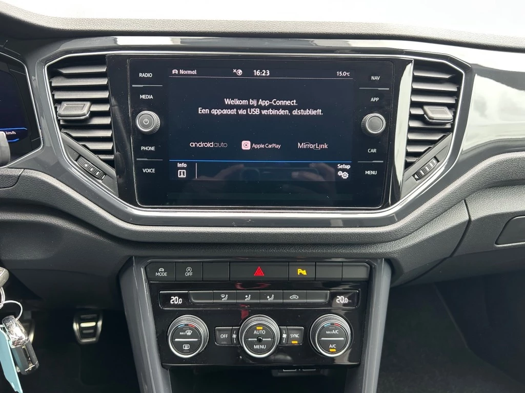 Volkswagen T-Roc – foto 11