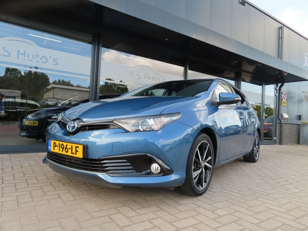 Toyota Auris – foto 1