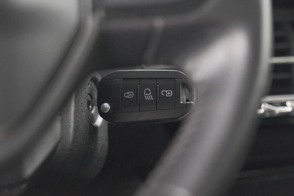 Peugeot 208 – foto 22