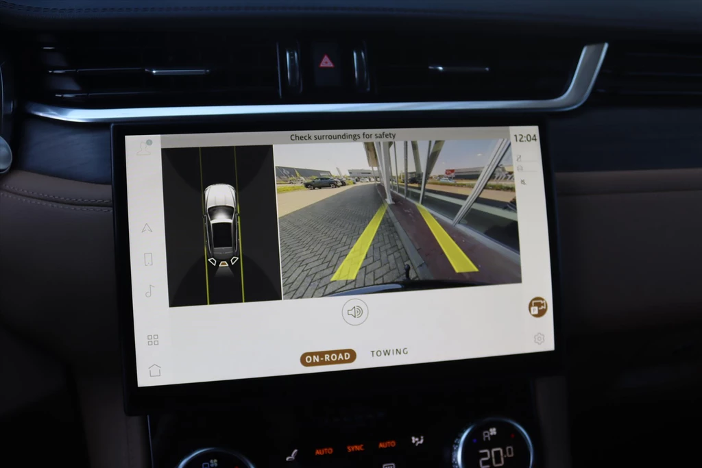 Jaguar F-PACE – foto 30