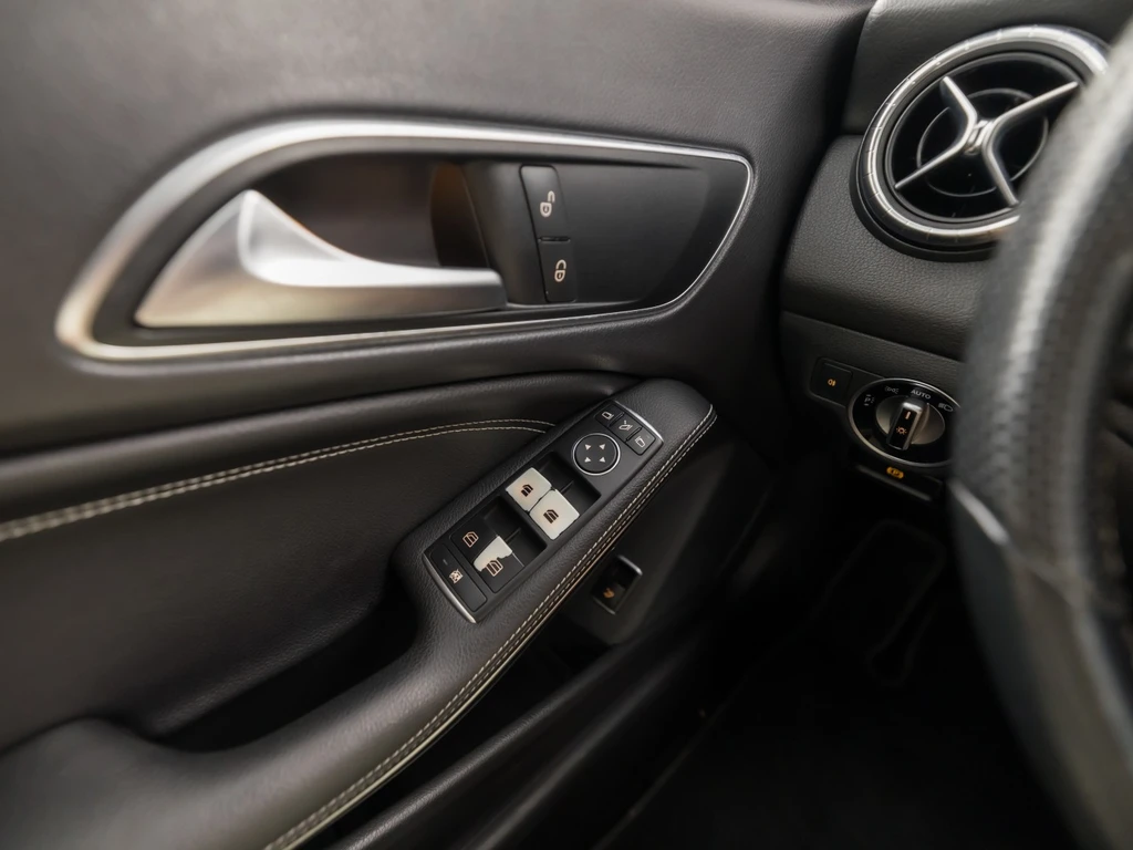Mercedes-Benz CLA – foto 23