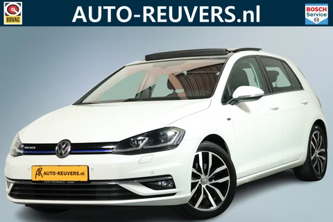 Volkswagen Golf 1.5 TSI Highline JOIN Panorama / Opendak / DSG / Dynamic LED / Navi