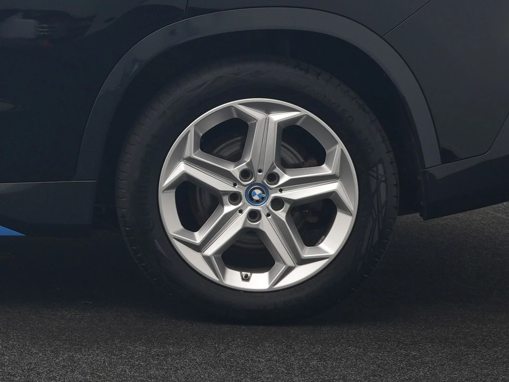 BMW iX1 – foto 51