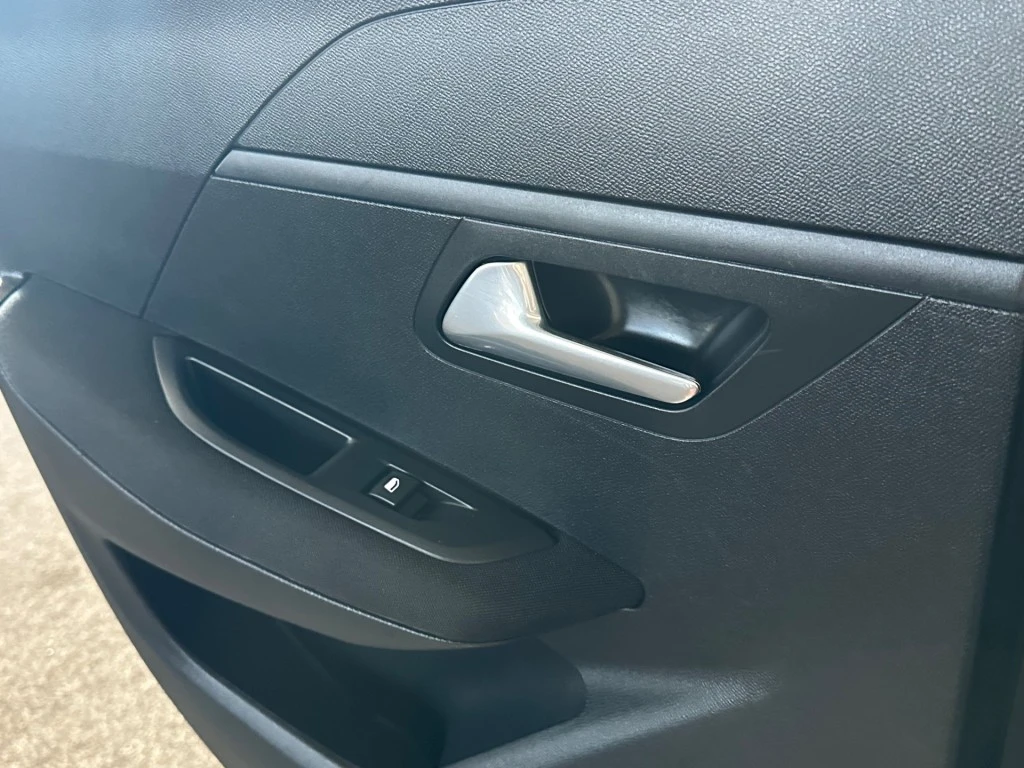 Peugeot 208 – foto 41
