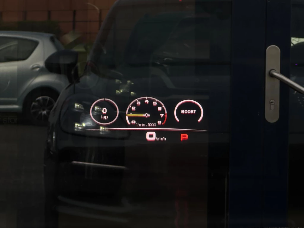 Porsche Cayenne – foto 16