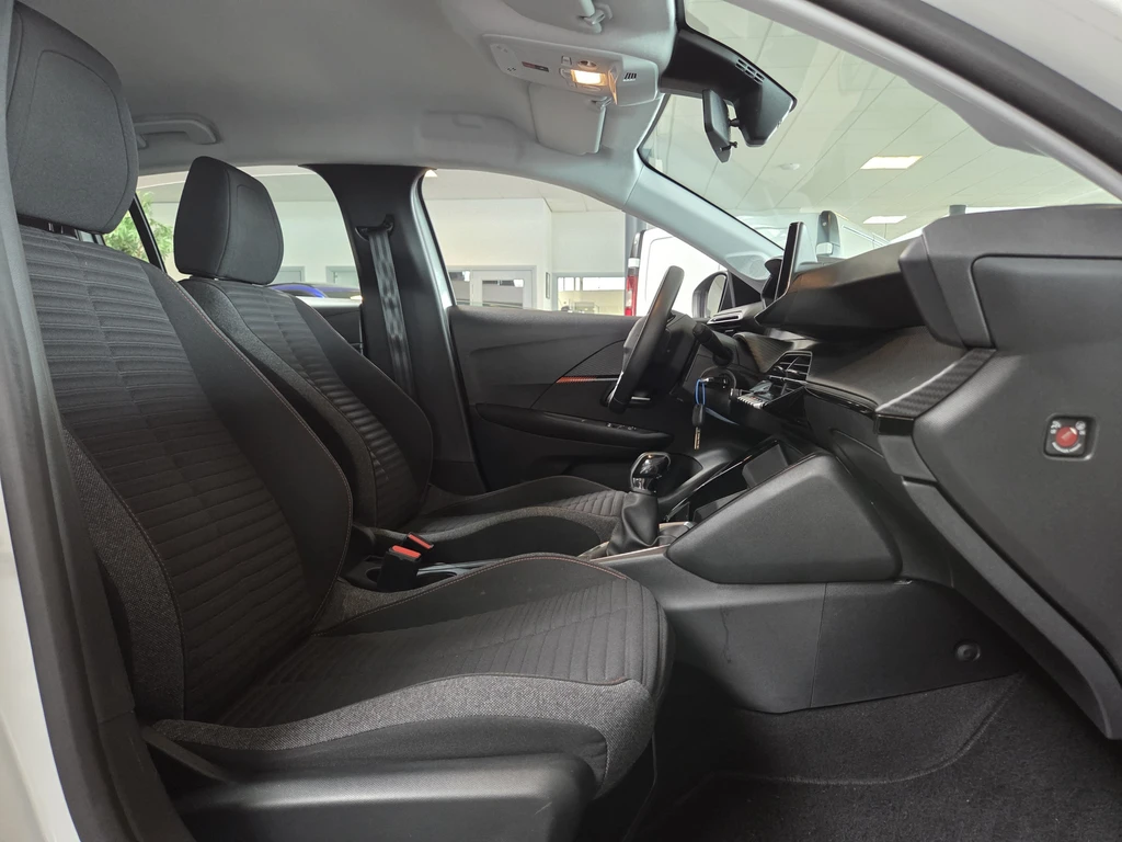 Peugeot 208 – foto 14
