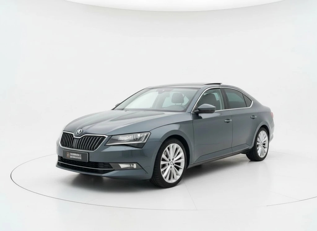 Škoda Superb – foto 1