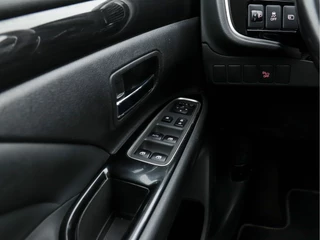 Mitsubishi Outlander – thumbnail 20