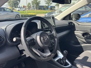 Toyota Yaris – thumbnail 8