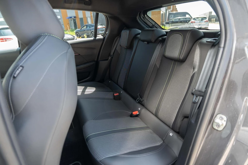 Peugeot 208 – foto 36