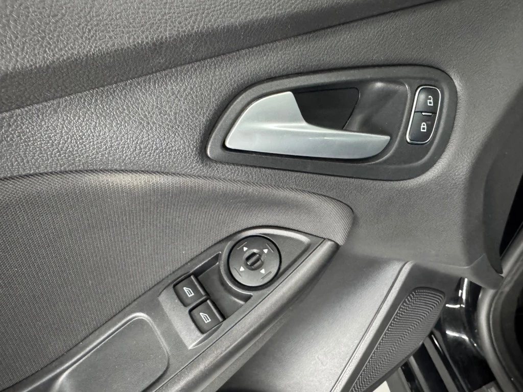 Ford Focus – foto 25