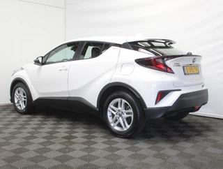 Toyota C-HR – thumbnail 3