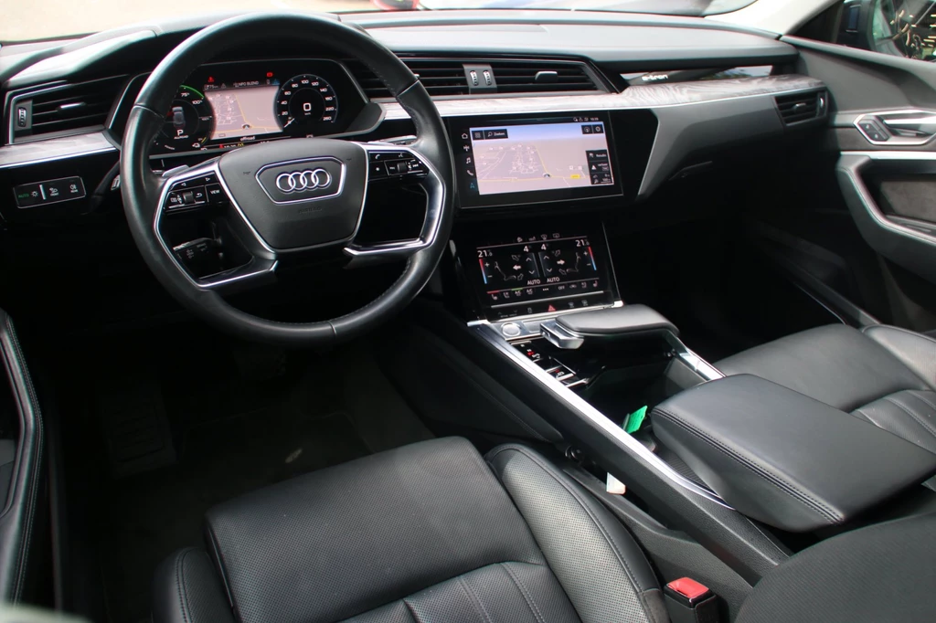 Audi e-tron – foto 9