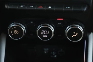 Renault Clio – thumbnail 11