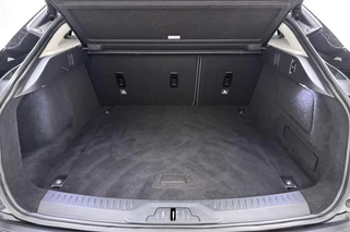 Jaguar I-PACE – thumbnail 12