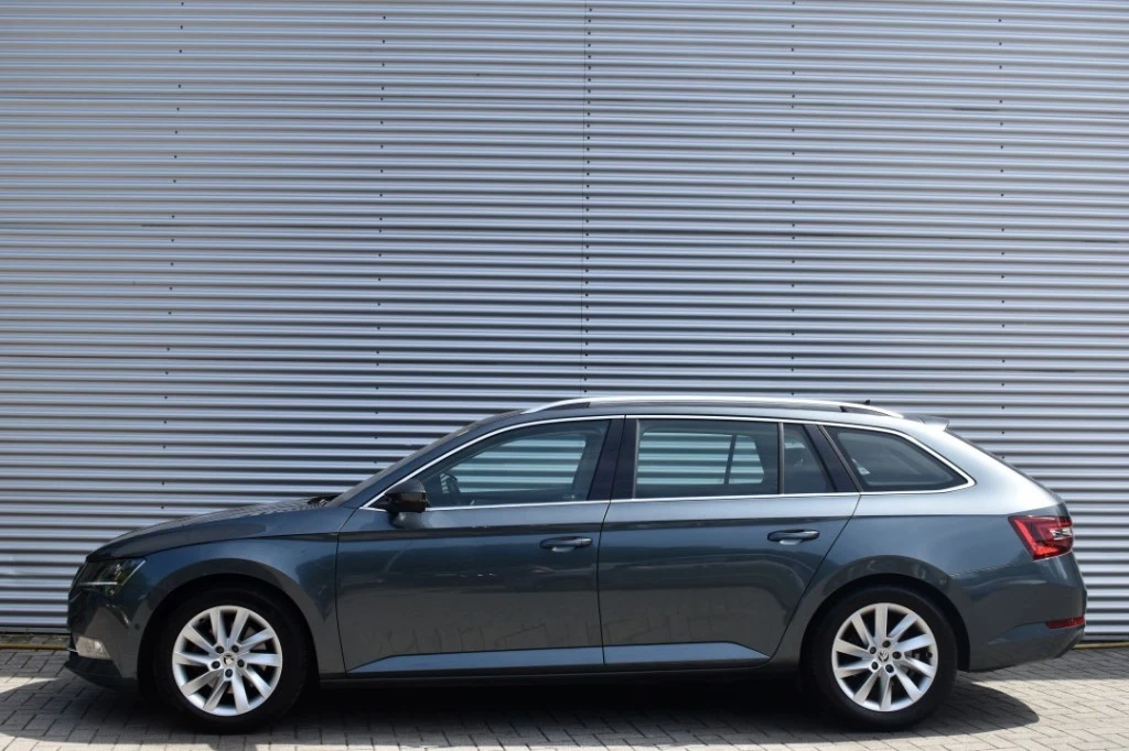 Škoda Superb – foto 2