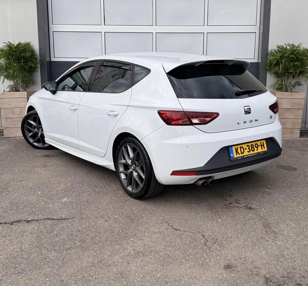 SEAT Leon – foto 2