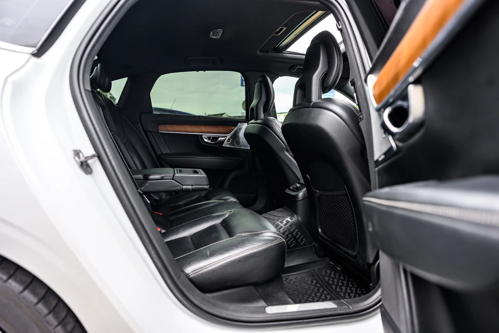 Volvo S90 – foto 11