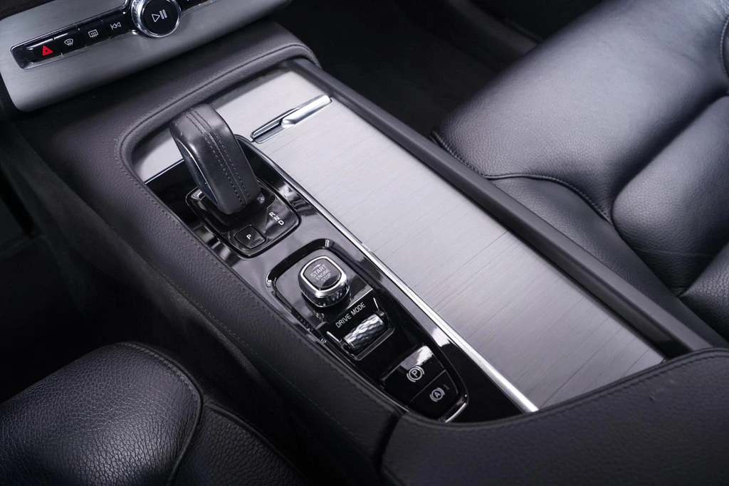 Volvo XC90 – foto 31