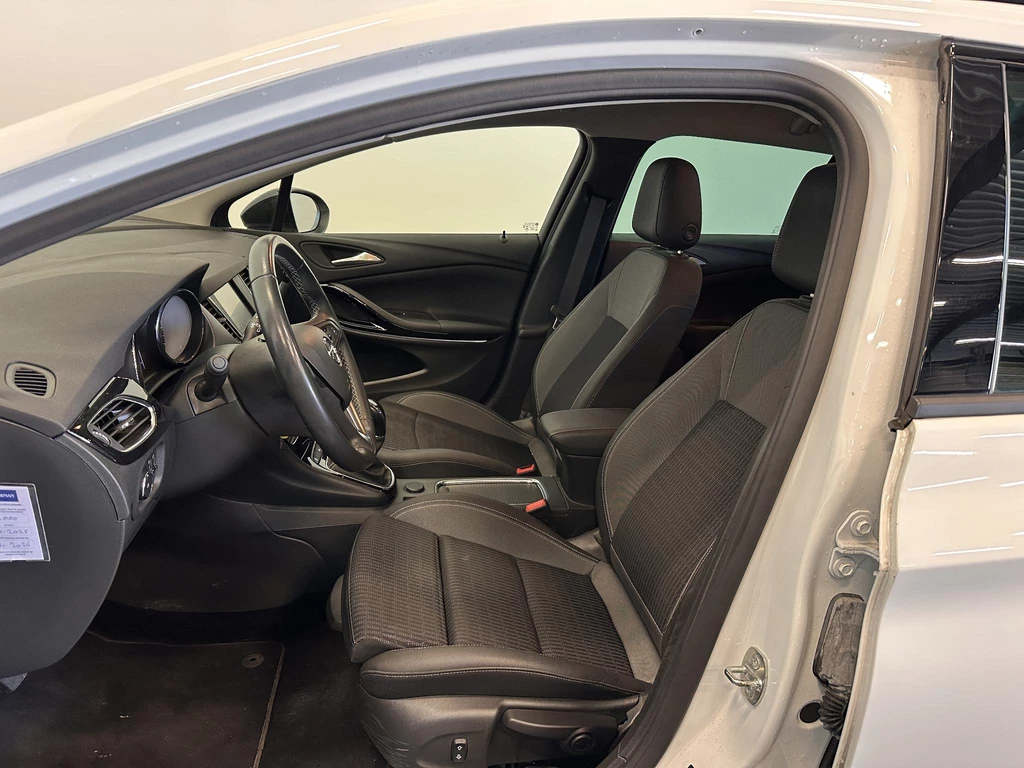 Opel Astra – foto 9