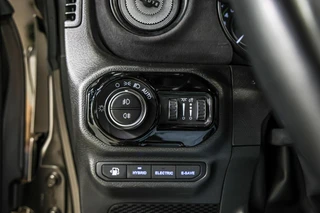 Jeep Wrangler – thumbnail 45