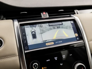 Land Rover Discovery Sport – thumbnail 18
