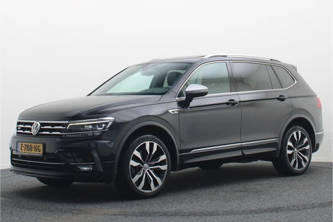 Volkswagen Tiguan Allspace 2.0 TSI 4Motion Highline Business R Panoramadak, Camera, Apple CarPlay, ACC, Keyless, Trekhaak, 20"