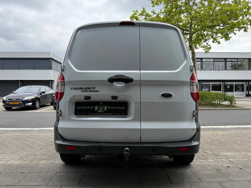 Ford Transit Courier – foto 9