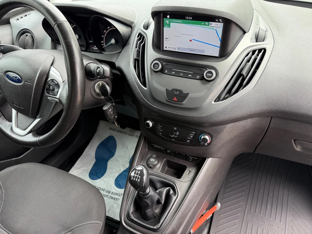 Ford Transit Courier – foto 30