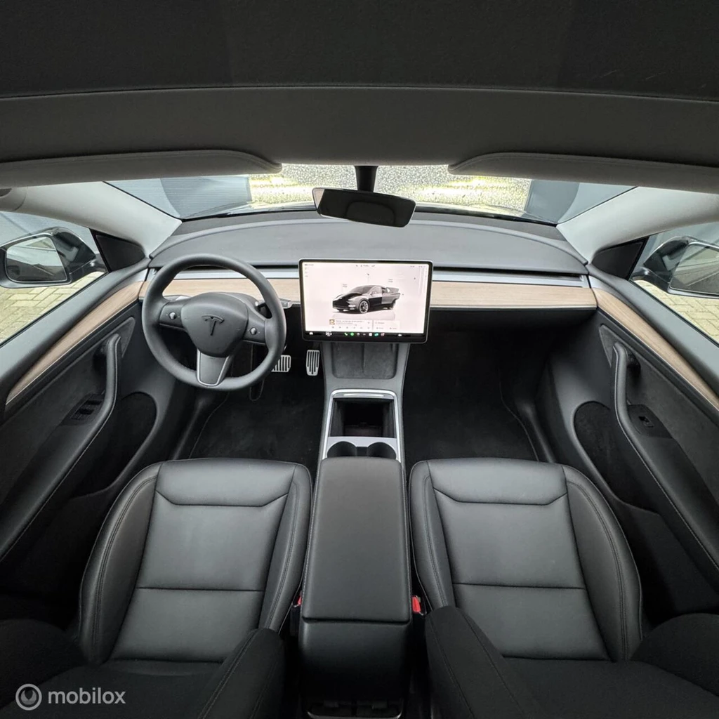 Tesla Model Y – foto 22