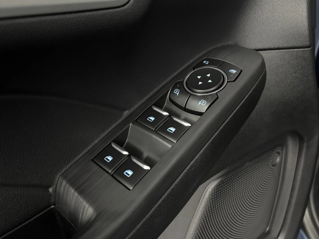 Ford Kuga – foto 18