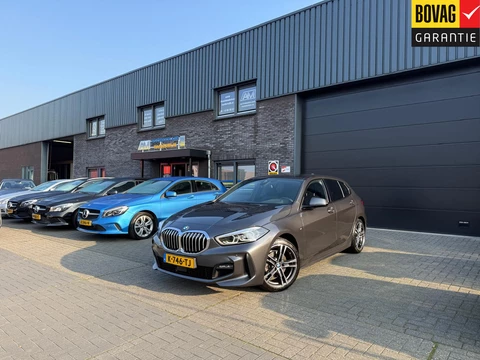 BMW 1 Serie 116d Executive | 1E EIGENAAR | 12MND GARANTIE | AUTOMAAT | LED | CARPLAY | SFEERVERLICHTING | CRUISE | AIRCO |