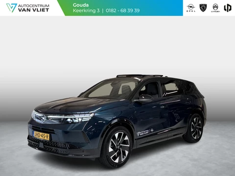 Opel Grandland 1.6 Turbo Plug-in-Hybrid GS Stoelverwarming | Stuurverwarming | Afneembare trekhaak | Focal Audio | Panoramadak