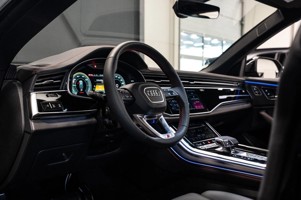 Audi Q8 – foto 35
