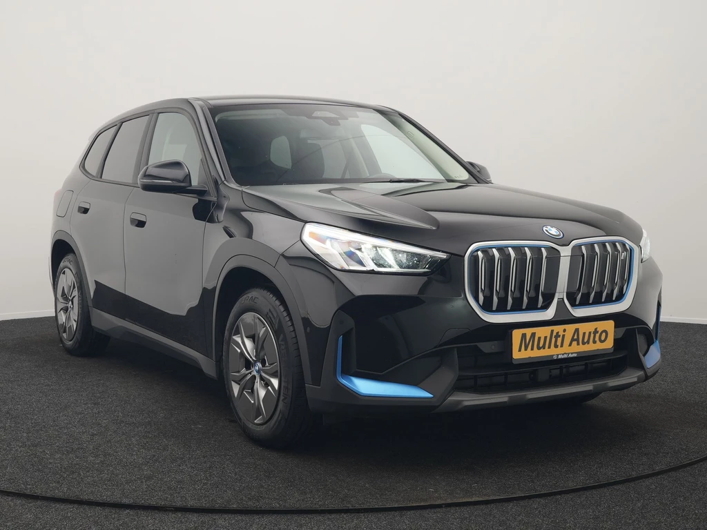 BMW iX1 – foto 9