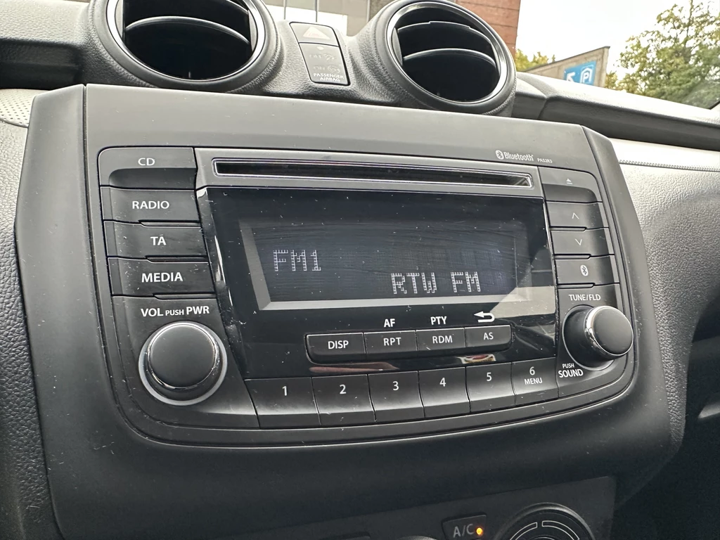 Suzuki Swift – foto 12