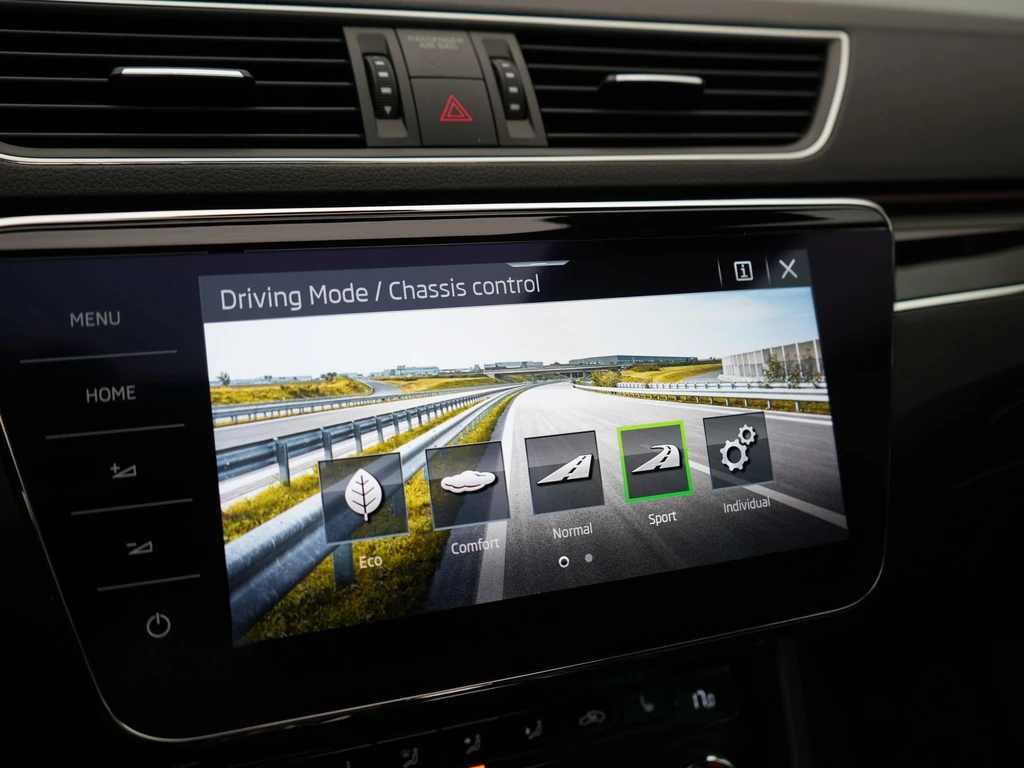 Škoda Superb – foto 47