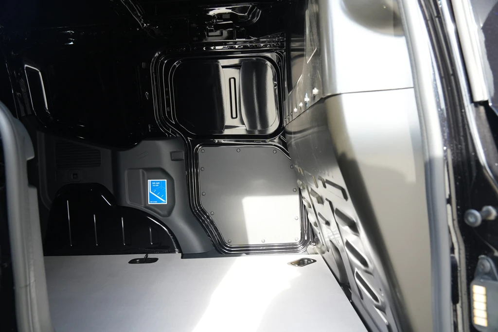 Ford E-Transit Courier – foto 12