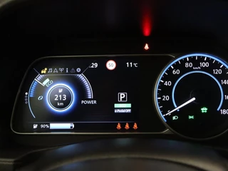 Nissan Leaf – thumbnail 33