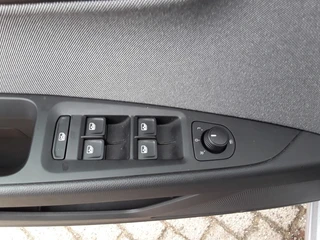 SEAT Leon – thumbnail 20