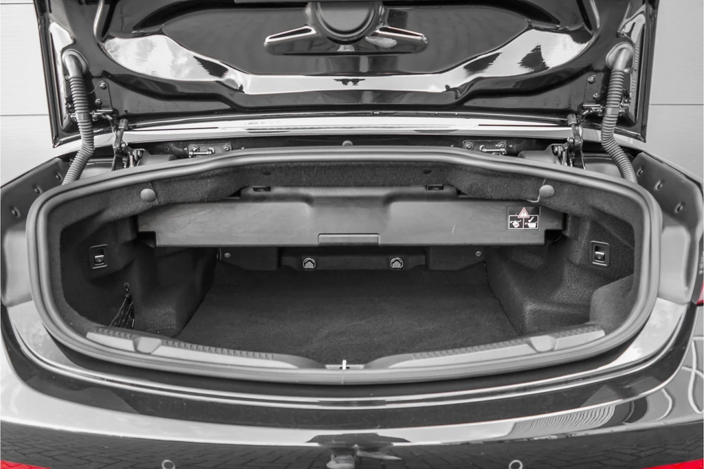 Mercedes-Benz E-Klasse – foto 16