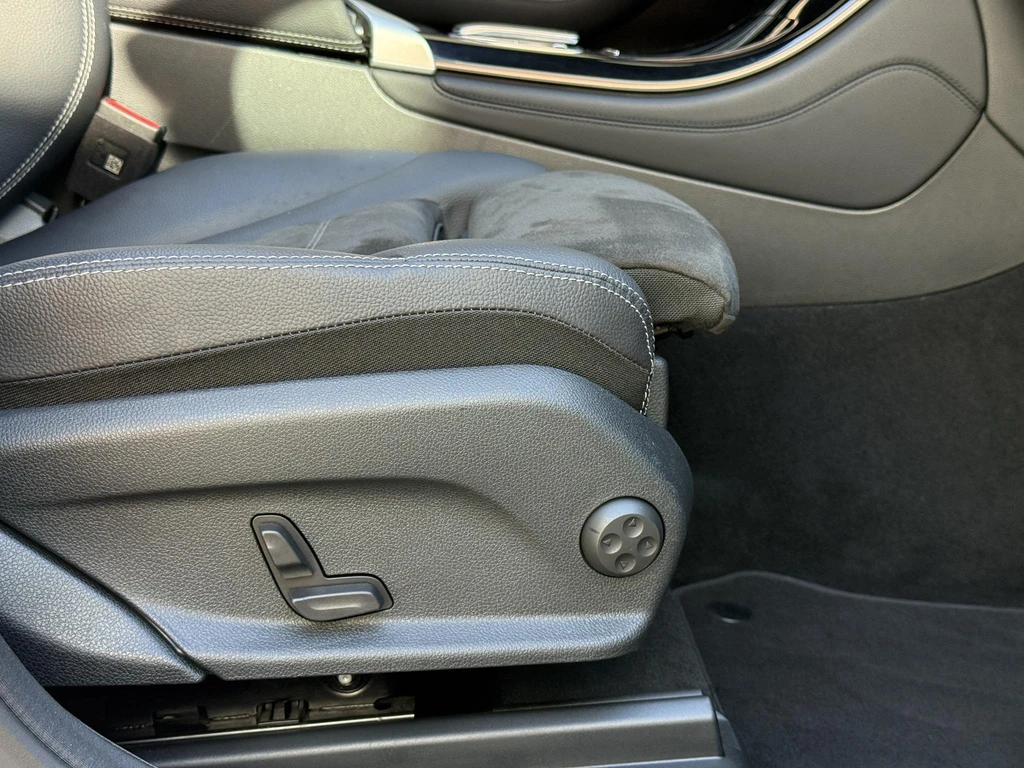 Mercedes-Benz EQC – foto 39