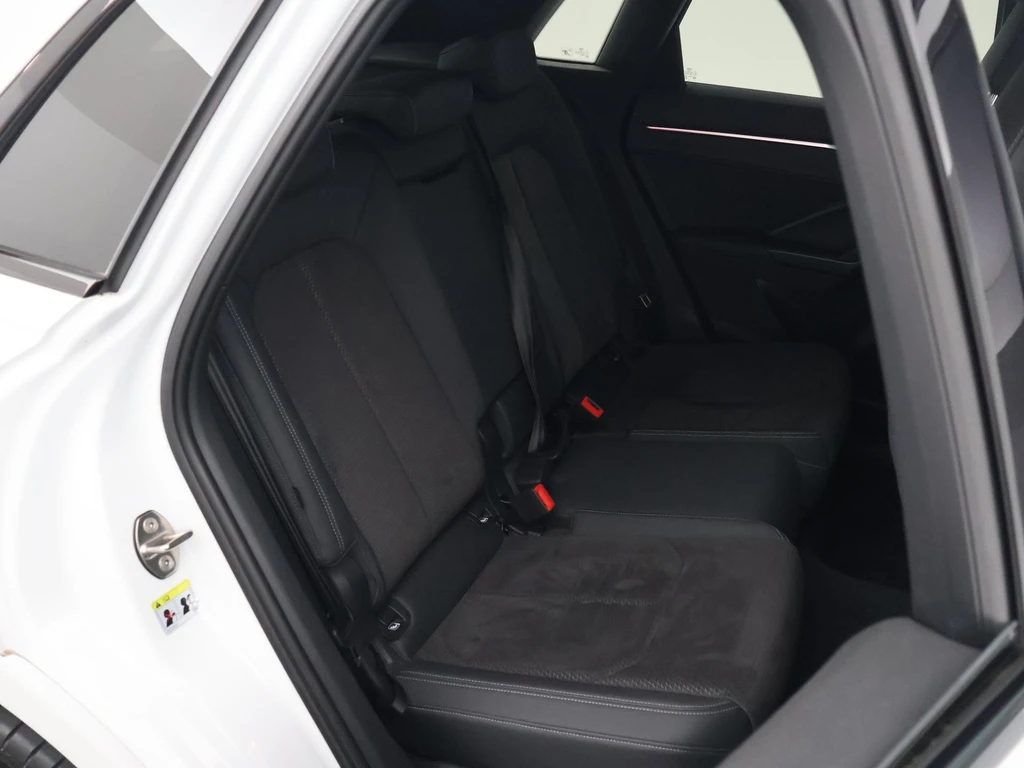 Audi Q3 – foto 11