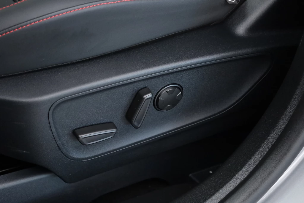 Ford Kuga – foto 6