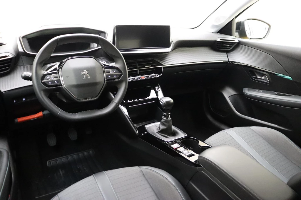 Peugeot 208 – foto 17